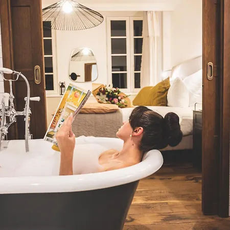 Отель Boutique Soclo 4*